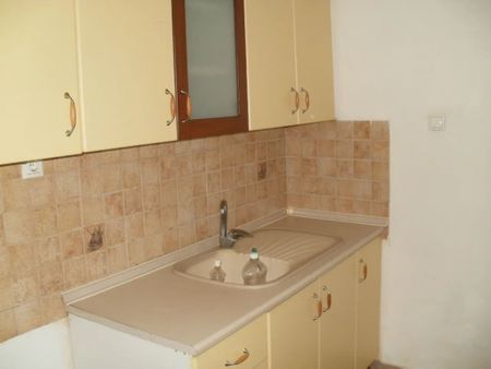 Studio/Γκαρσονιέρα για ενοικίαση Κέντρο (Χαριλάου) - Photo 2