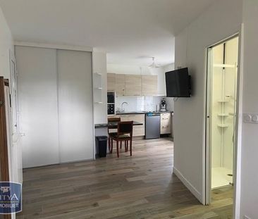 Location Appartement 1 pièce 26m² POITIERS 86000 - Photo 1