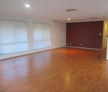 2/30 Burgoyne Street, Roxby Downs, SA 5725 - Photo 2