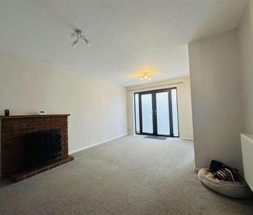 Churchdale Close, Nuneaton, CV10 - Photo 2