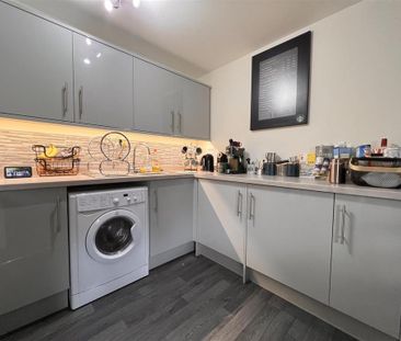 1 bedroom flat to rent - Photo 6