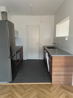 Alva Myrdals gata, Eskilstuna - Photo 1