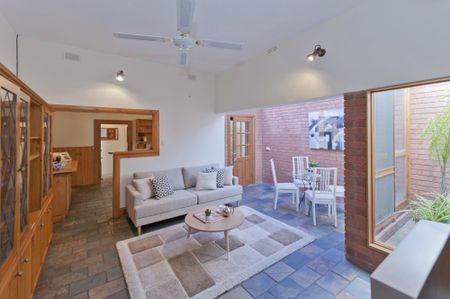 178 Gilbert St, Adelaide SA 5000 - House For Rent | Domain - Photo 2