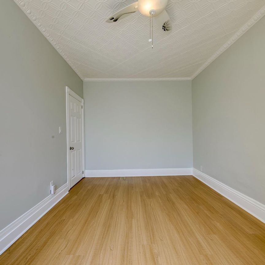 For Lease - 100 Grant Avenue Unit# #2, Hamilton, Ontario - Photo 1