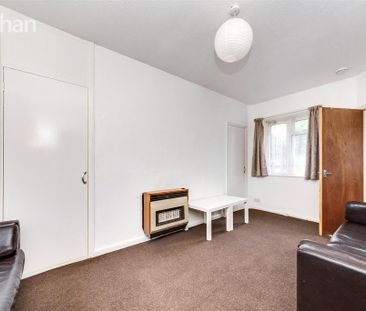 4 bedroom semi-detached house to rent - Photo 6