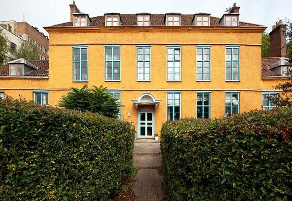 The Manor House, Park Lane, Bristol - Photo 1