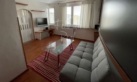 Prenájom 1-izbový byt s parkovacím miestom, Vrútky - Fotografia 4