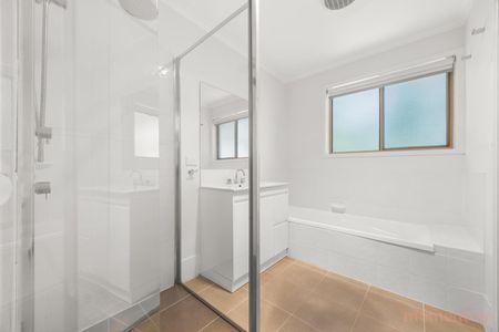 24/46 Paul Coe Crescent, Ngunnawal ACT 2913 - Townhouse For Rent | Domain - Photo 3