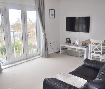 Heron Way, Wallington, SM6 - Photo 1