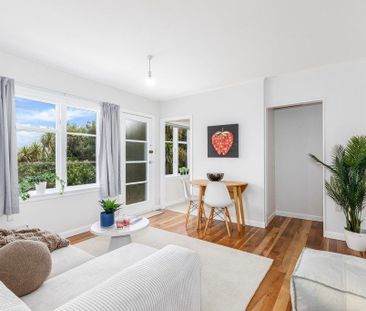 Welcome home to 67A Pembroke Road. - Photo 1