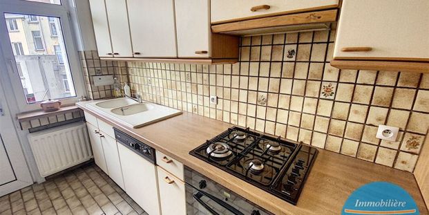 Appartement te huur in Etterbeek voor € 1.150 met 2 slaapkamers - Foto 1