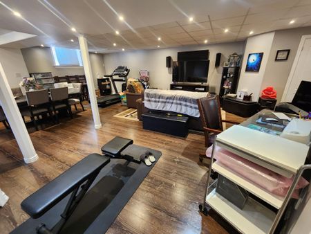 For Lease - 524 Davis Drive, Shelburne, Ontario - Photo 2