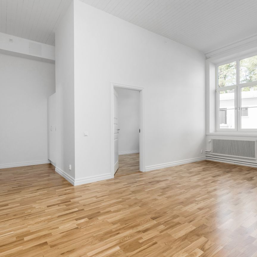 Västeråsvägen 170 A - Photo 1