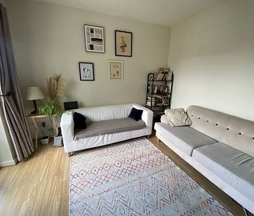 Room in a Shared Flat, Stretford Road, M15 - Photo 3