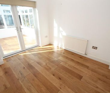 4 bedroom detached house to rent - Photo 6