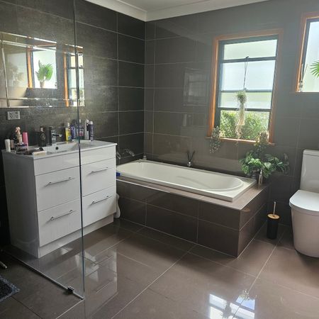 Rockhampton City - Photo 3