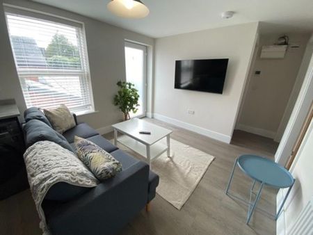 3 bedroom house share to rent - Photo 3