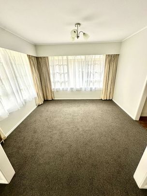 Nestled in the serene neighborhood of Chedworth, this delightful 3-bedroom (additional outside room), 2-bathroom home offers the perfect blend of comfort and convenience. - Photo 1