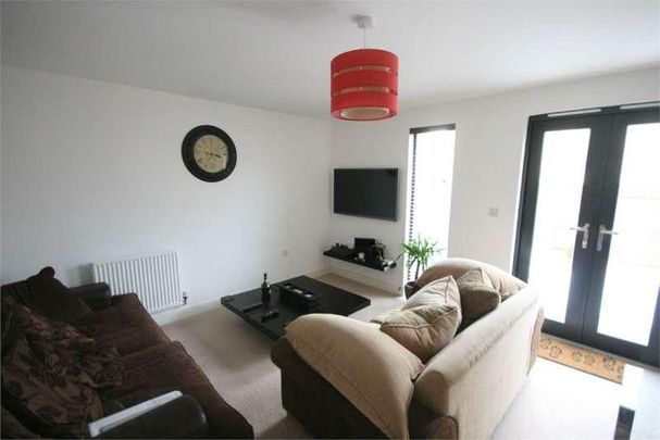 Knot Tiers Drive, Upton, Northampton, NN5 - Photo 1