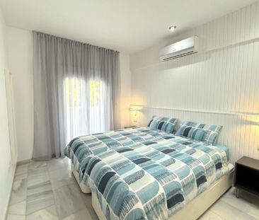 4 Bedroom Apartment For Rent in Puerto Banús, Málaga - Photo 2