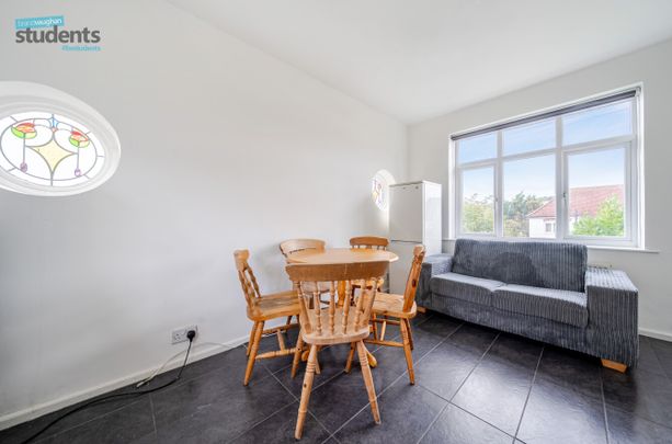 5 bedroom semi-detached house to rent - Photo 1