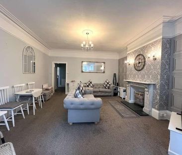 Shorncliffe Road, Folkestone, CT20 - Photo 1