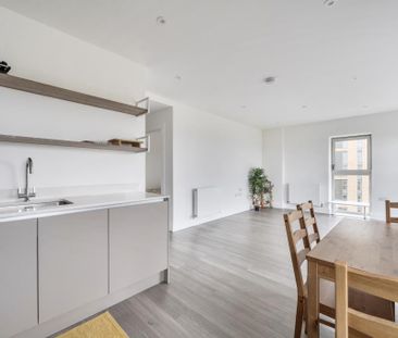 2 bedroom flat to rent - Photo 6