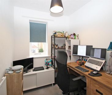 3 bedroom semi-detached house to rent - Photo 6