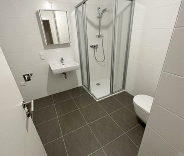 Moderne 2 Zi Wohnung mit Balkon - MIETFREI bis 15.12! (nahe U1) - Photo 5