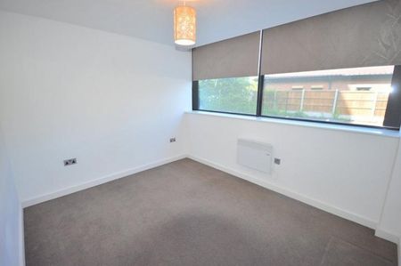 2 Bedroom Apartment To Let - Photo 2