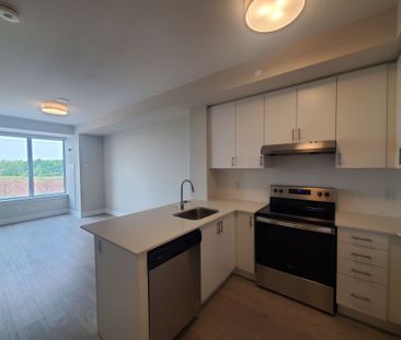For Lease - 3200 William Coltson Avenue Unit# 321, Oakville, Ontario - Photo 2