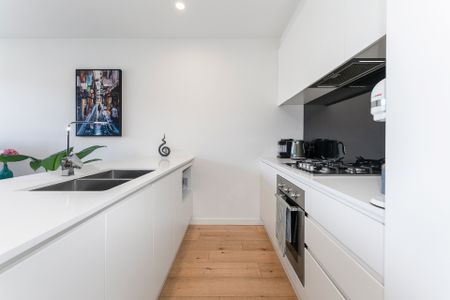 201/14 Elliott Avenue, Carnegie VIC 3163 - Apartment For Rent | Domain - Photo 2