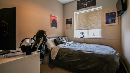 1094 Pershore Road - Photo 4