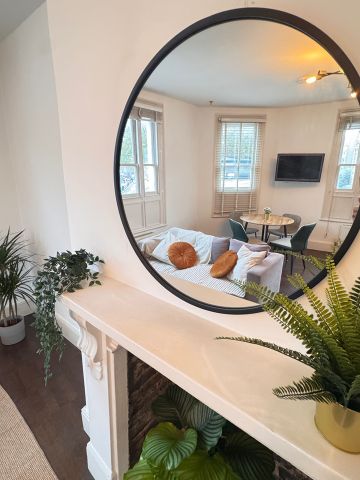 1 Bed Flat, Walham Yard, SW6 - Photo 2