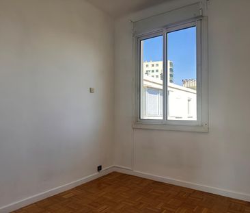 Location appartement Marseille 8ème (13008) - Photo 6