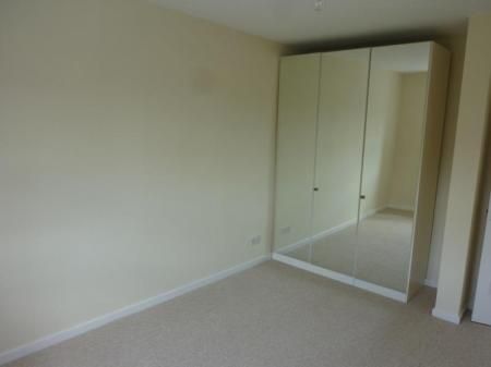 Vallis Close, Baiter Park - Photo 3