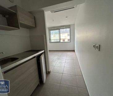 Location Appartement 1 pièce 22m² ST ETIENNE 42000 - Photo 4