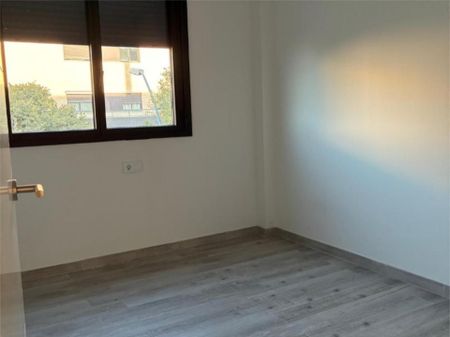 Piso de alquiler en Carrer Antoni Maria Alcover, 8, Masia Nova - Solicrup - Photo 5