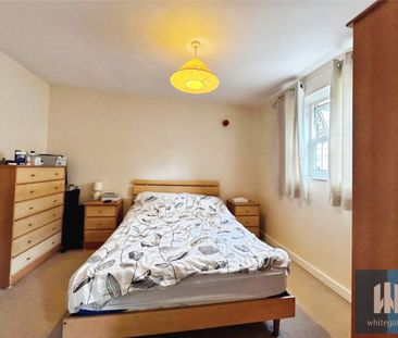 Clare Court, Prescott Street, Halifax, HX1 - Photo 6