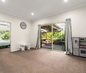 Family-Sized Home Backing Onto Reserve - Bel Air Estate - Photo 2