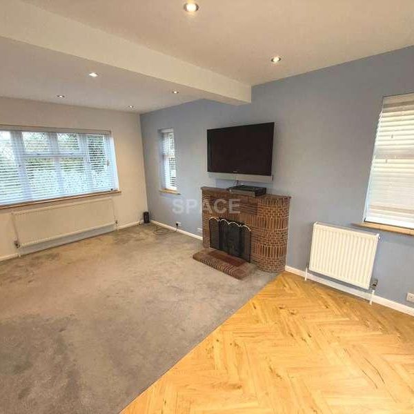 Radstock Lane, Reading, RG6 - Photo 1