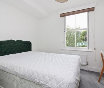4 bedroom terraced house to rent - Photo 2