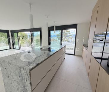 SUPERBE MAISON CONTEMPORAINE NEUVE DE 280 m2 - AVEC VUE LAC !! LARG... - Photo 6