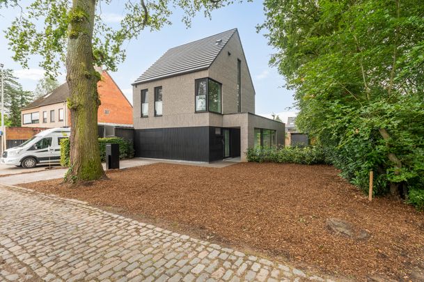 Prachtige nieuwbouwwoning op rustige locatie - Photo 1