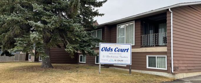 Olds Court 4813 54 St Olds | 4813 54 Street, Olds - Photo 1