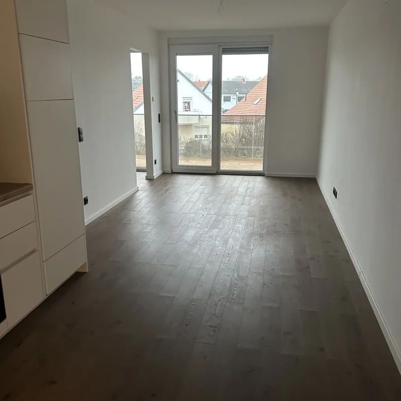 Sonnige, barrierefreie Wohnung Nahe dem Strebersdorfer Platz- Wohnen mit Stil, Blick ins Grüne - Photo 1