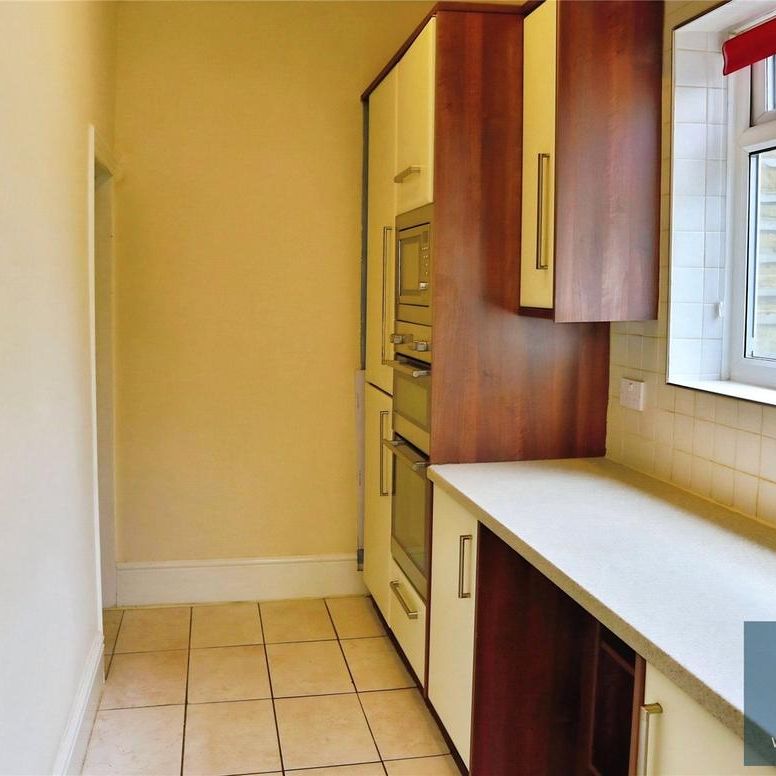 2 bedroom end of terrace house to rent - Photo 1