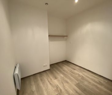 APPARTEMENT AVEC UNE CHAMBRE ET BUREAU - Photo 1