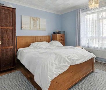 Horns Lane, Norwich, Norfolk, NR1 - Photo 3