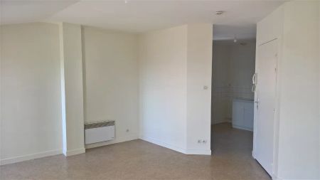 Location appartement 2 pièces - 45.43m² à Saint maixent l ecole (79400) - Photo 4